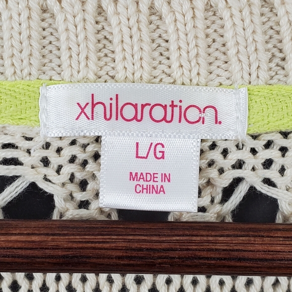 Xhilaration Cream White Mesh Knit Sweater Large - Picture 9 of 9